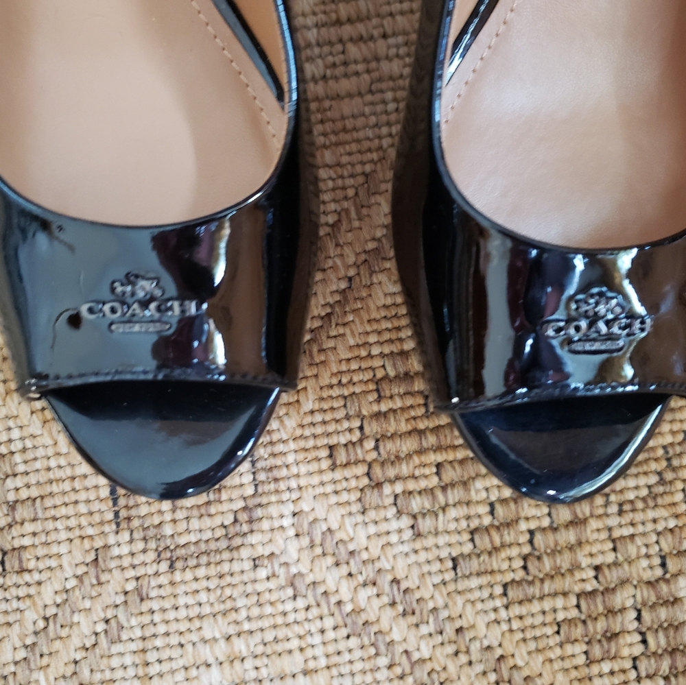 Coach woman's open toe shoes 3 inch heal - Picture 3 of 6